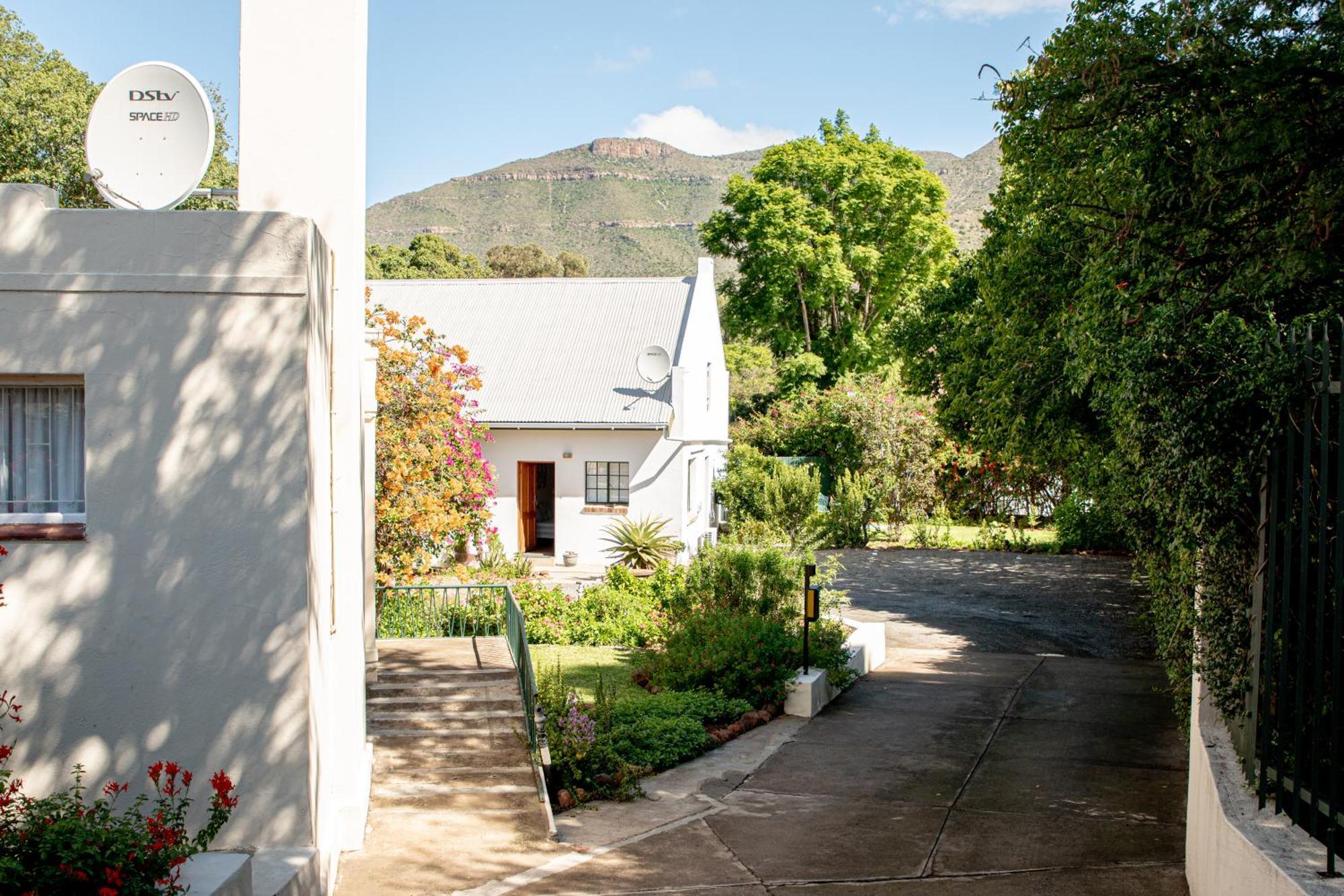 4 Rothman Street B&B Graaff-Reinet Dış mekan fotoğraf