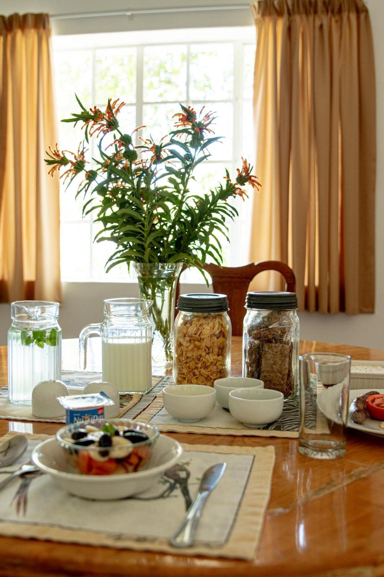 4 Rothman Street B&B Graaff-Reinet Dış mekan fotoğraf