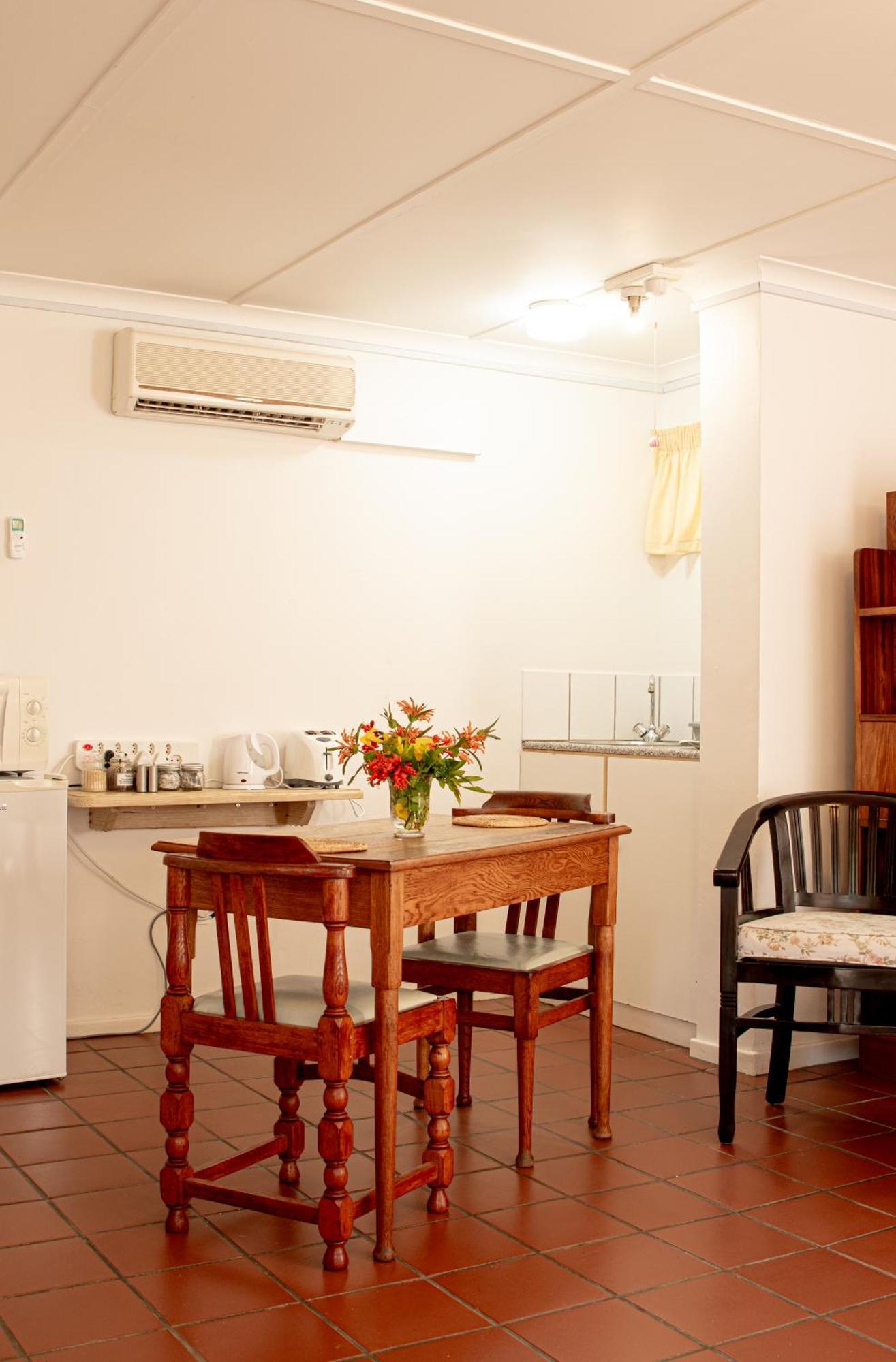 4 Rothman Street B&B Graaff-Reinet Dış mekan fotoğraf