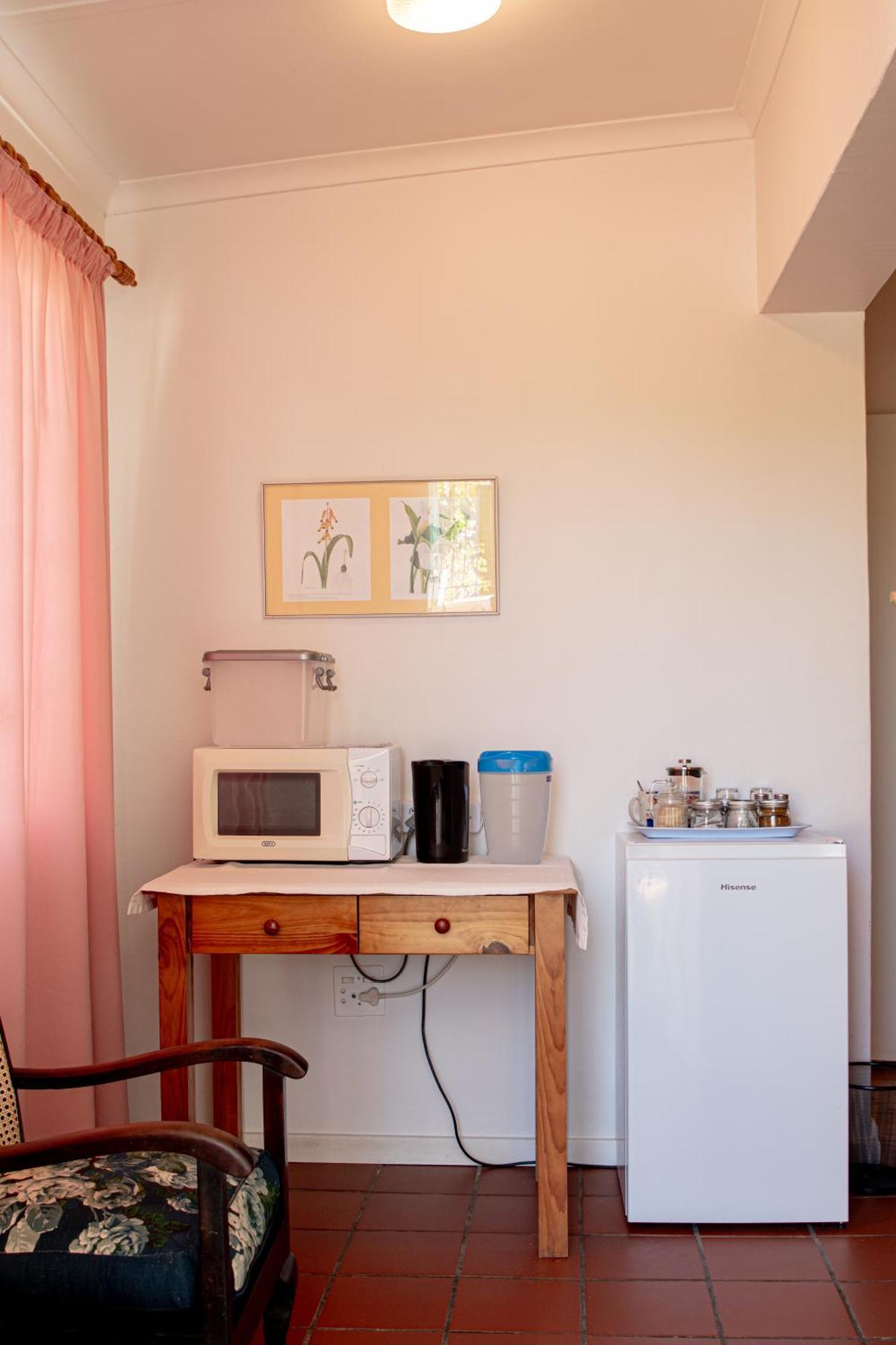 4 Rothman Street B&B Graaff-Reinet Dış mekan fotoğraf