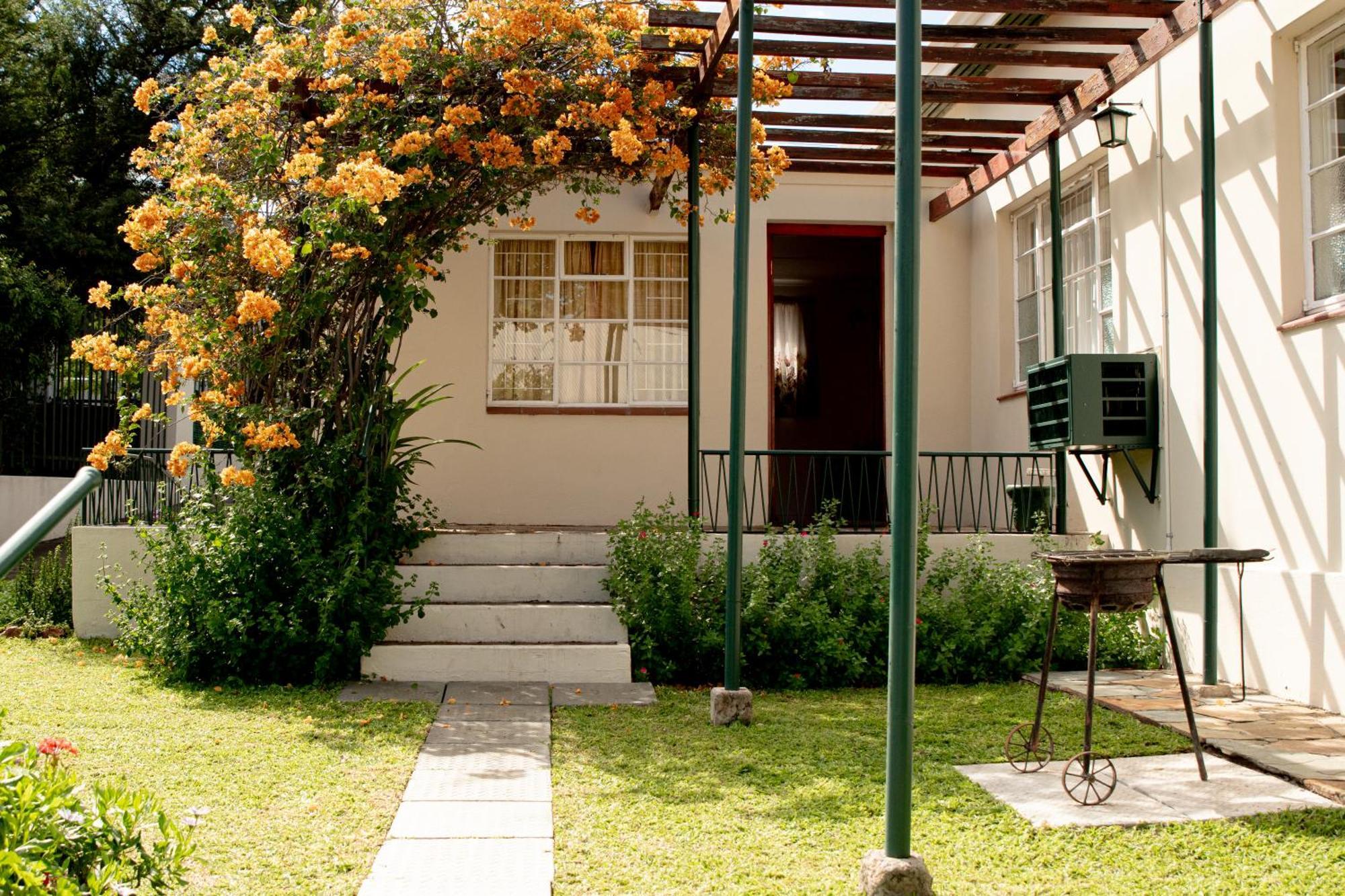 4 Rothman Street B&B Graaff-Reinet Dış mekan fotoğraf
